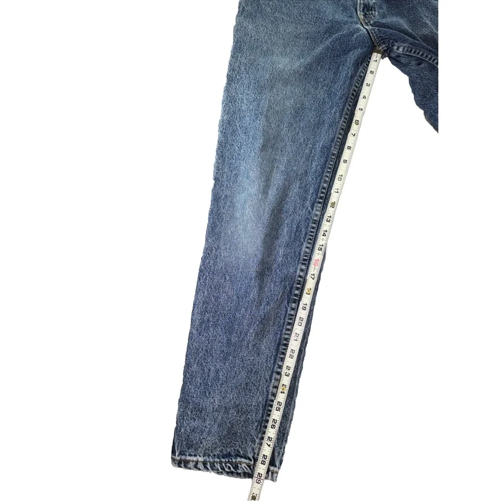 Levis please note